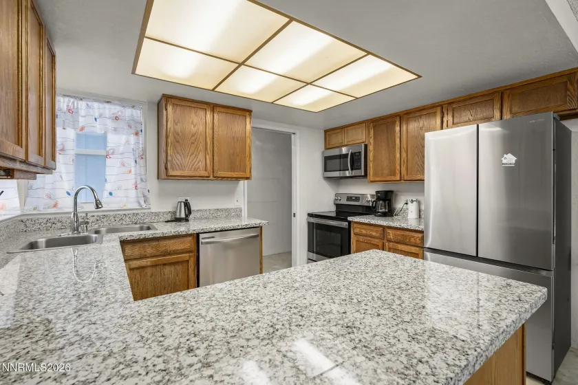 1505 Shadow, Sparks, Nevada 89434, 3 Bedrooms Bedrooms, ,2 BathroomsBathrooms,Residential,Residential,Shadow,260004454