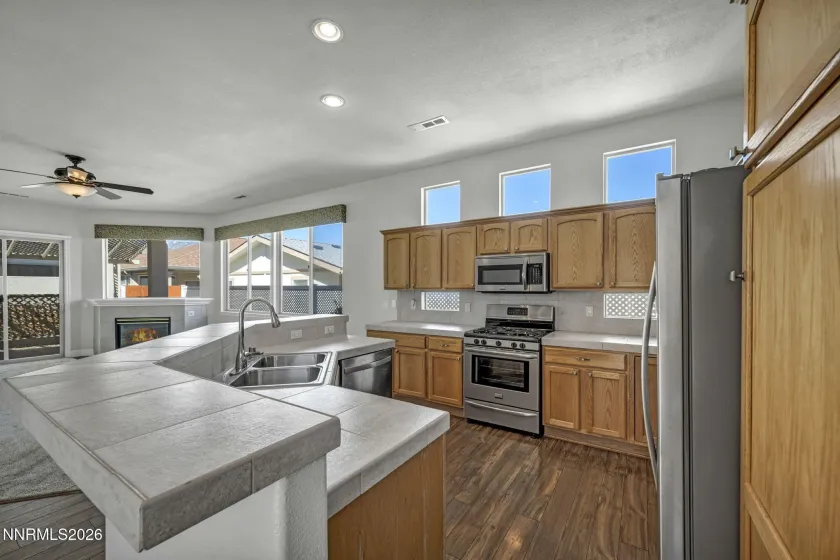 1110 Bandtail, Carson City, Nevada 89701, 2 Bedrooms Bedrooms, ,3 BathroomsBathrooms,Residential,Residential,Bandtail,260004459