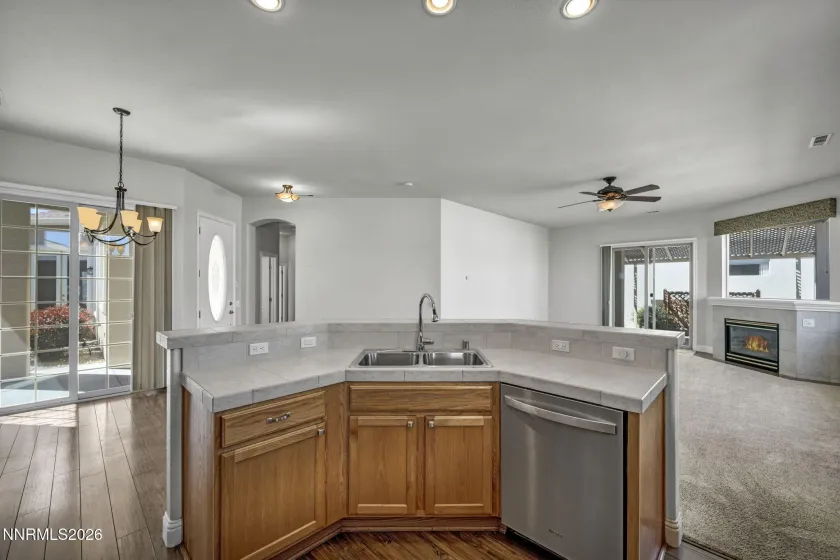 1110 Bandtail, Carson City, Nevada 89701, 2 Bedrooms Bedrooms, ,3 BathroomsBathrooms,Residential,Residential,Bandtail,260004459