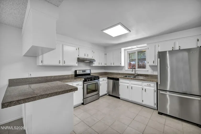 905 Long, Carson City, Nevada 89703, 3 Bedrooms Bedrooms, ,2 BathroomsBathrooms,Residential,Residential,Long,260004460