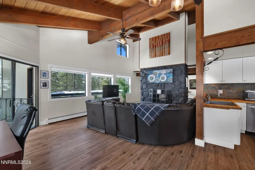 611 Jerry, Zephyr Cove, Nevada 89448, 5 Bedrooms Bedrooms, ,6 BathroomsBathrooms,Residential,Residential,Jerry,260004465