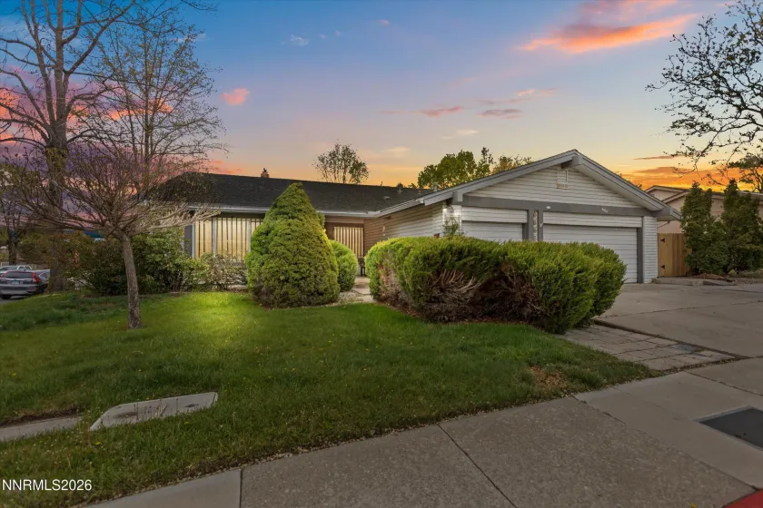 4960 Lakeside, Reno, Nevada 89509, 4 Bedrooms Bedrooms, ,3 BathroomsBathrooms,Residential,Residential,Lakeside,260004466