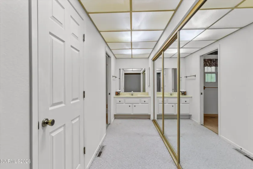 4960 Lakeside, Reno, Nevada 89509, 4 Bedrooms Bedrooms, ,3 BathroomsBathrooms,Residential,Residential,Lakeside,260004466