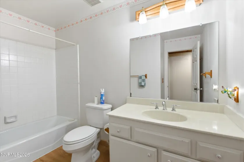 4960 Lakeside, Reno, Nevada 89509, 4 Bedrooms Bedrooms, ,3 BathroomsBathrooms,Residential,Residential,Lakeside,260004466