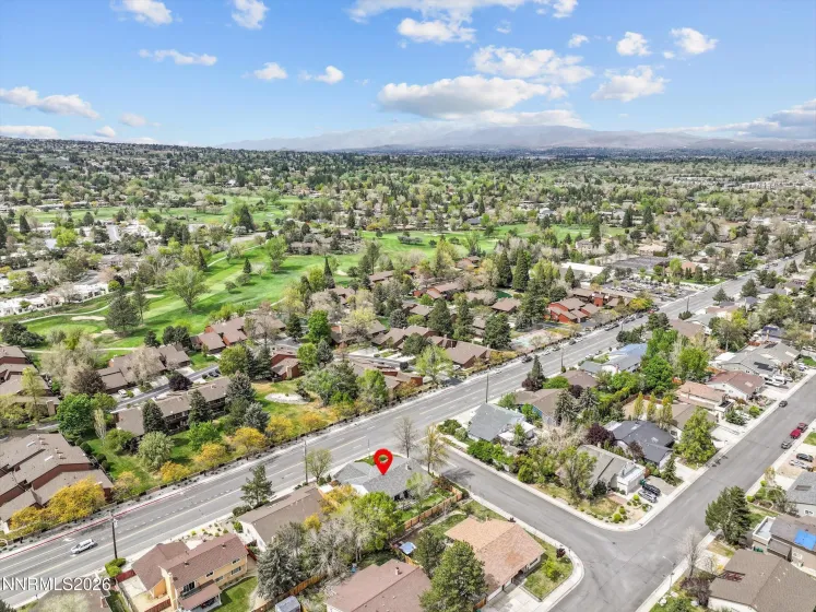 4960 Lakeside, Reno, Nevada 89509, 4 Bedrooms Bedrooms, ,3 BathroomsBathrooms,Residential,Residential,Lakeside,260004466