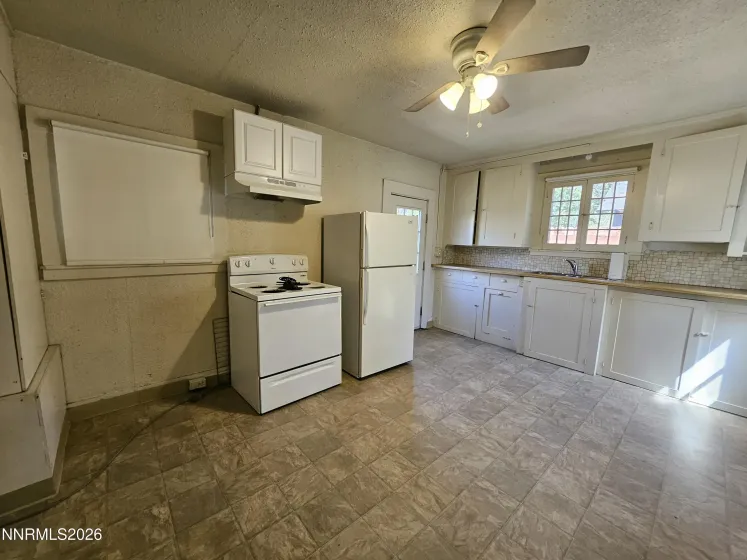 508 Telegraph, Carson City, Nevada 89701, 2 Bedrooms Bedrooms, ,1 BathroomBathrooms,Residential,Residential,Telegraph,260004468