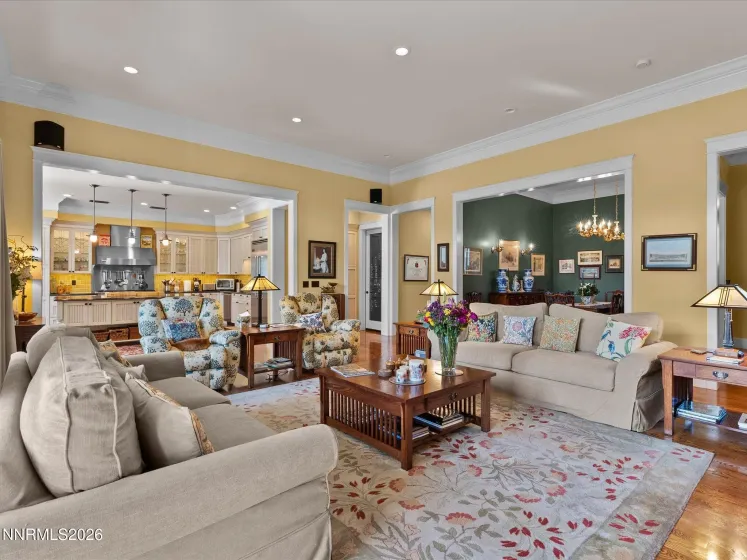 201 Argyle, Reno, Nevada 89511, 4 Bedrooms Bedrooms, ,5 BathroomsBathrooms,Residential,Residential,Argyle,260004467