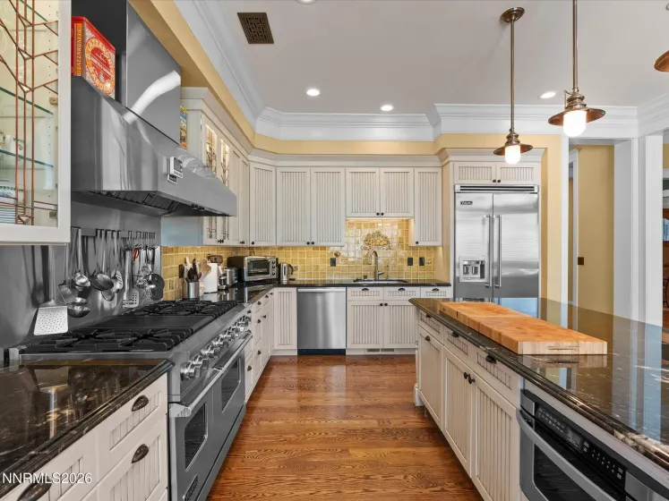 201 Argyle, Reno, Nevada 89511, 4 Bedrooms Bedrooms, ,5 BathroomsBathrooms,Residential,Residential,Argyle,260004467