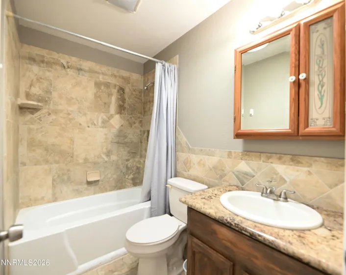 237 Lakeshore, Walker Lake, Nevada 89415, 4 Bedrooms Bedrooms, ,3 BathroomsBathrooms,Residential,Residential,Lakeshore,260004456