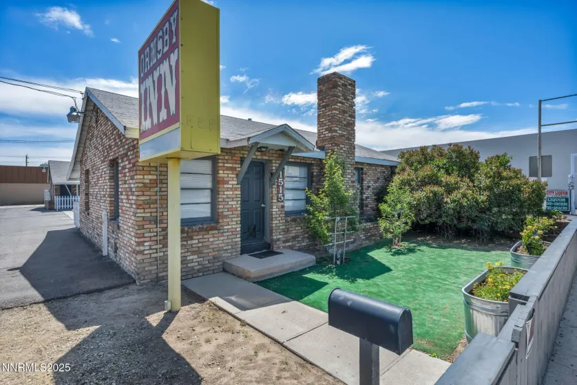 1515 Carson, Carson City, Nevada 89701, ,Commercial Sale,Residential,Carson,260004470