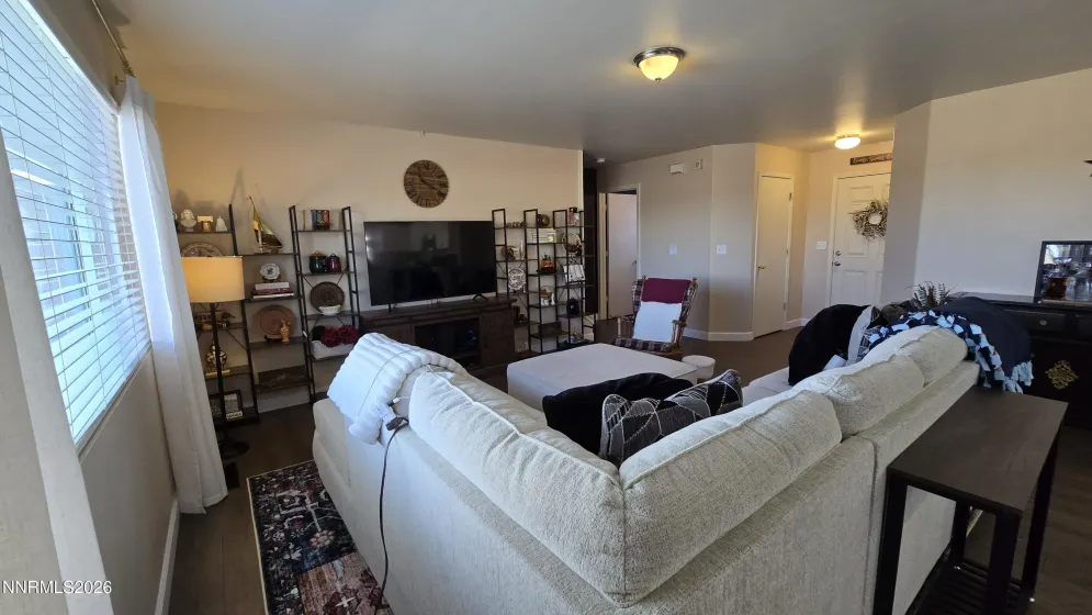 7935 Key Largo, Reno, Nevada 89506, 3 Bedrooms Bedrooms, ,3 BathroomsBathrooms,Residential,Residential,Key Largo,260004472