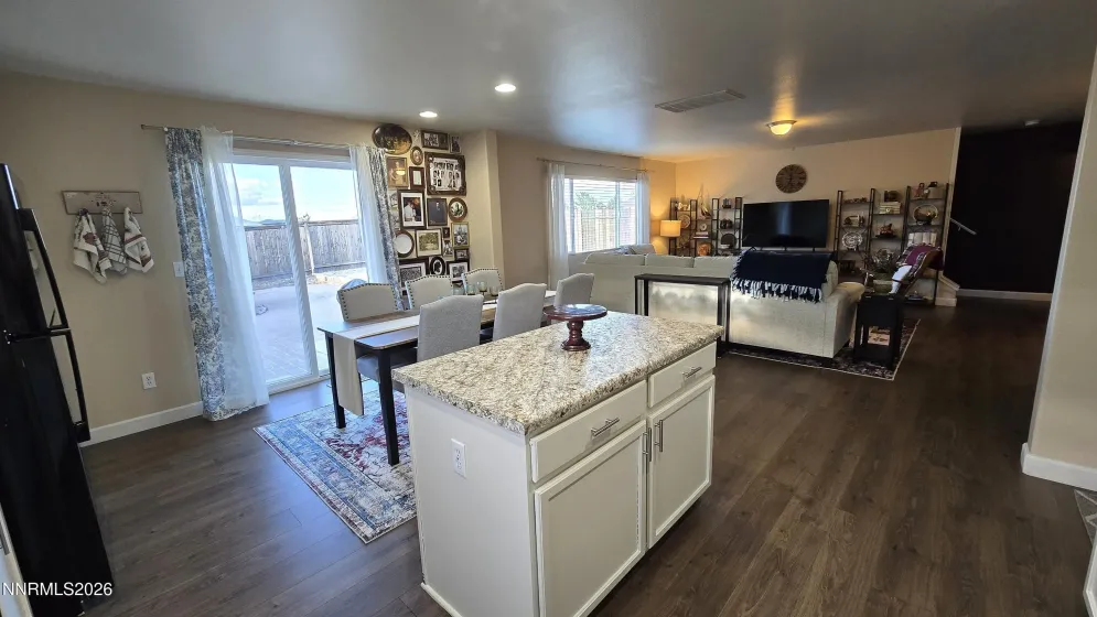 7935 Key Largo, Reno, Nevada 89506, 3 Bedrooms Bedrooms, ,3 BathroomsBathrooms,Residential,Residential,Key Largo,260004472