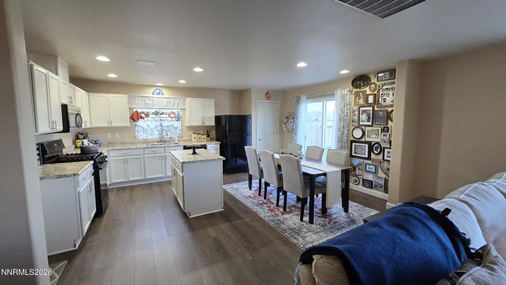 7935 Key Largo, Reno, Nevada 89506, 3 Bedrooms Bedrooms, ,3 BathroomsBathrooms,Residential,Residential,Key Largo,260004472