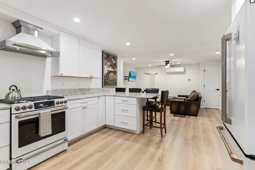 36 Raymond, Reno, Nevada 89503, 3 Bedrooms Bedrooms, ,2 BathroomsBathrooms,Residential,Residential,Raymond,260004473