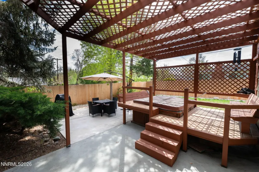 36 Raymond, Reno, Nevada 89503, 3 Bedrooms Bedrooms, ,2 BathroomsBathrooms,Residential,Residential,Raymond,260004473