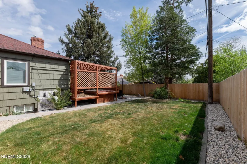 36 Raymond, Reno, Nevada 89503, 3 Bedrooms Bedrooms, ,2 BathroomsBathrooms,Residential,Residential,Raymond,260004473