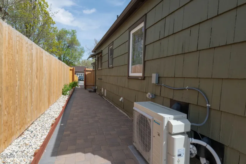 36 Raymond, Reno, Nevada 89503, 3 Bedrooms Bedrooms, ,2 BathroomsBathrooms,Residential,Residential,Raymond,260004473