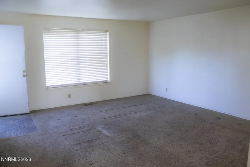 425 Spruce, Fernley, Nevada 89408, 3 Bedrooms Bedrooms, ,2 BathroomsBathrooms,Residential,Residential,Spruce,260004477