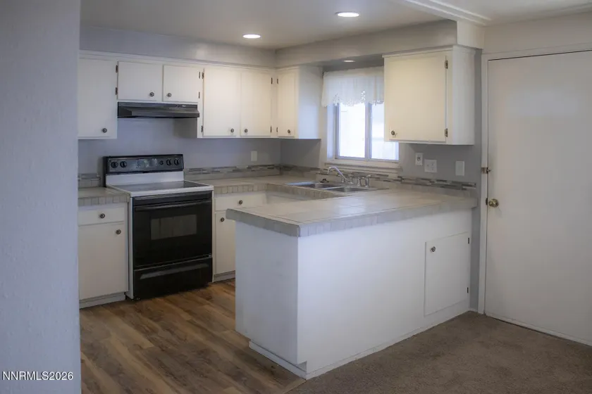 425 Spruce, Fernley, Nevada 89408, 3 Bedrooms Bedrooms, ,2 BathroomsBathrooms,Residential,Residential,Spruce,260004477