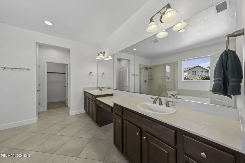 1875 Culiacan Pass, Reno, Nevada 89521, 4 Bedrooms Bedrooms, ,4 BathroomsBathrooms,Residential,Residential,Culiacan Pass,260004480