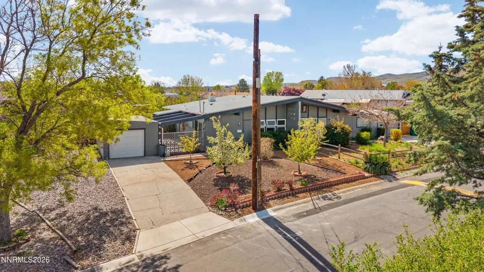 11132 Rocky Mountain, Reno, Nevada 89506, 2 Bedrooms Bedrooms, ,1 BathroomBathrooms,Residential,Residential,Rocky Mountain,260004481