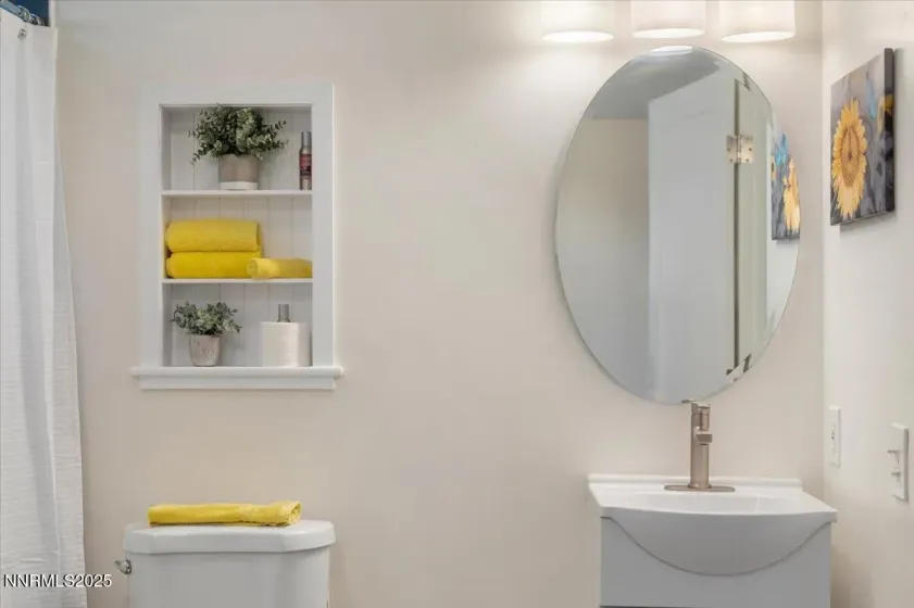 226 Benjamin, Stateline, Nevada 89449, 3 Bedrooms Bedrooms, ,2 BathroomsBathrooms,Residential,Residential,Benjamin,260004483