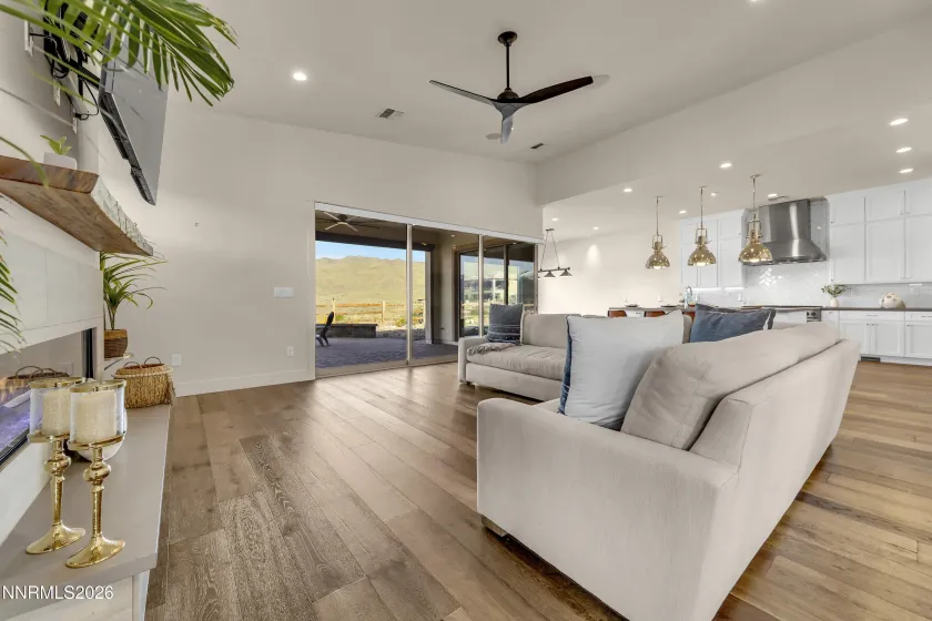 9219 Wild Skies, Reno, Nevada 89523, 3 Bedrooms Bedrooms, ,4 BathroomsBathrooms,Residential,Residential,Wild Skies,260003454