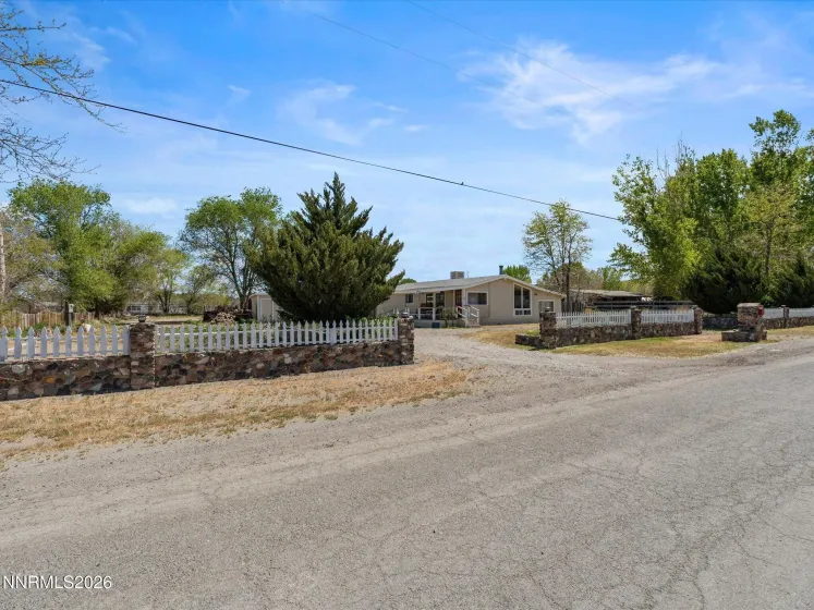 1185 Whipple Tree, Fernley, Nevada 89408, 2 Bedrooms Bedrooms, ,2 BathroomsBathrooms,Residential,Residential,Whipple Tree,260004493