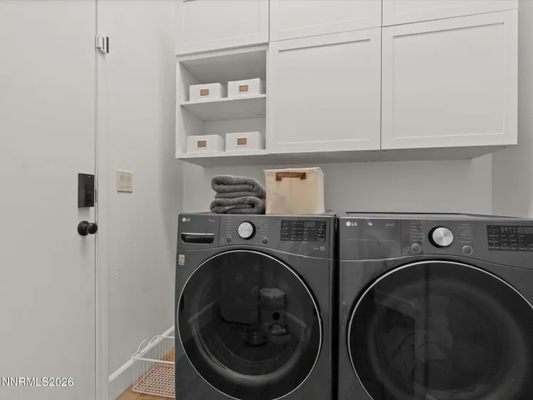 1123 Harbor Town, Sparks, Nevada 89436, 4 Bedrooms Bedrooms, ,2 BathroomsBathrooms,Residential,Residential,Harbor Town,260004494