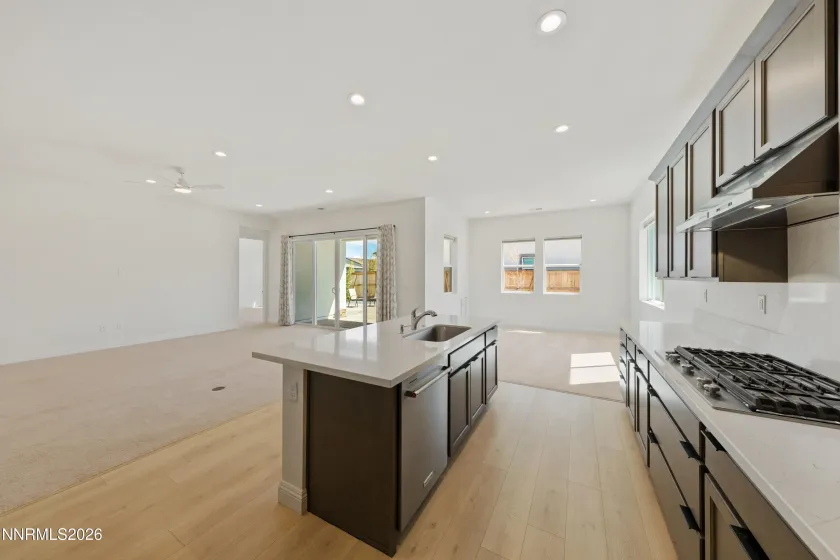 7494 Fallen Grove, Sparks, Nevada 89441, 3 Bedrooms Bedrooms, ,3 BathroomsBathrooms,Residential,Residential,Fallen Grove,260004496