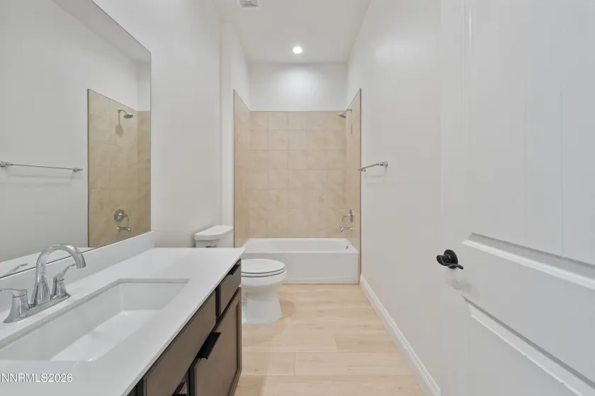 7494 Fallen Grove, Sparks, Nevada 89441, 3 Bedrooms Bedrooms, ,3 BathroomsBathrooms,Residential,Residential,Fallen Grove,260004496