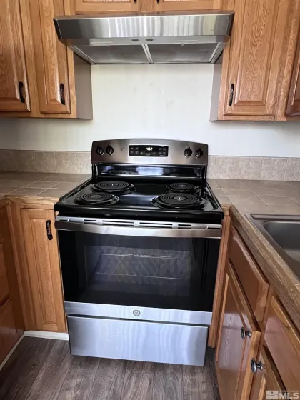 565 Roberts, Reno, Nevada 89502, 1 Bedroom Bedrooms, ,1 BathroomBathrooms,Residential Lease,Manufactured,Roberts,260004495