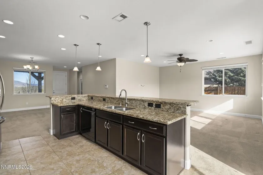 567 Beckwourth, Reno, Nevada 89506, 3 Bedrooms Bedrooms, ,2 BathroomsBathrooms,Residential,Residential,Beckwourth,260004498