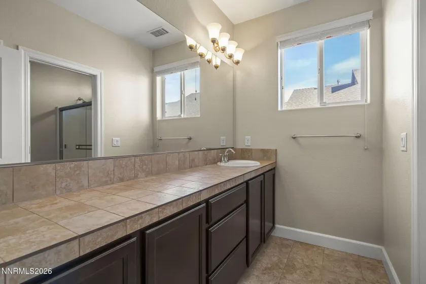 567 Beckwourth, Reno, Nevada 89506, 3 Bedrooms Bedrooms, ,2 BathroomsBathrooms,Residential,Residential,Beckwourth,260004498