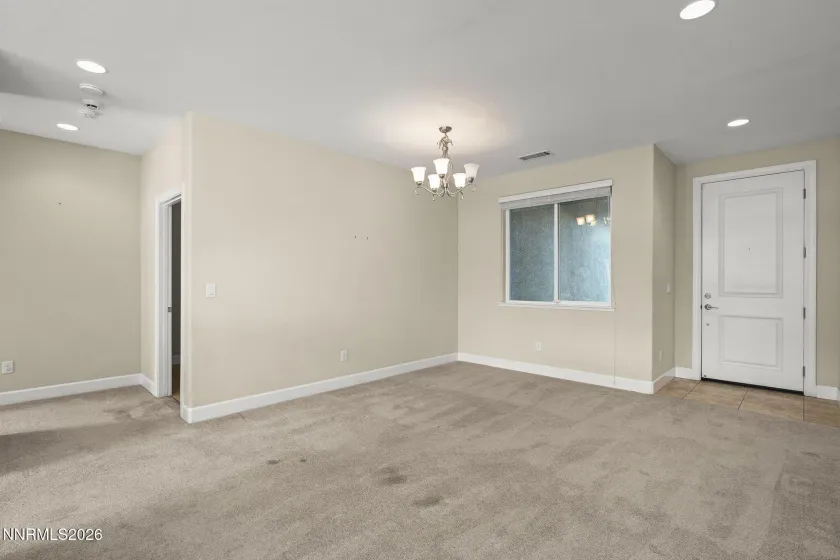 567 Beckwourth, Reno, Nevada 89506, 3 Bedrooms Bedrooms, ,2 BathroomsBathrooms,Residential,Residential,Beckwourth,260004498