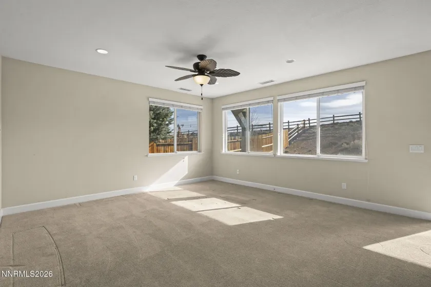 567 Beckwourth, Reno, Nevada 89506, 3 Bedrooms Bedrooms, ,2 BathroomsBathrooms,Residential,Residential,Beckwourth,260004498