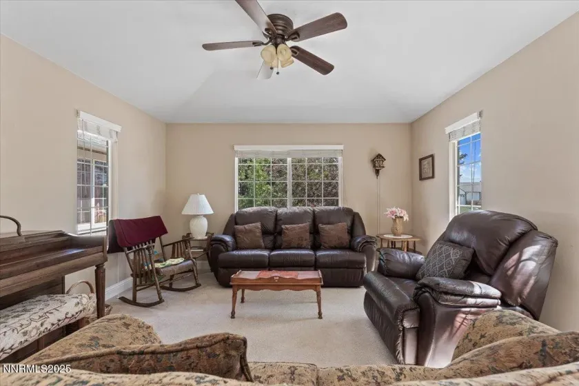 1406 Rosy Finch, Spanish Springs, Nevada 89441, 4 Bedrooms Bedrooms, ,2 BathroomsBathrooms,Residential,Residential,Rosy Finch,260004503