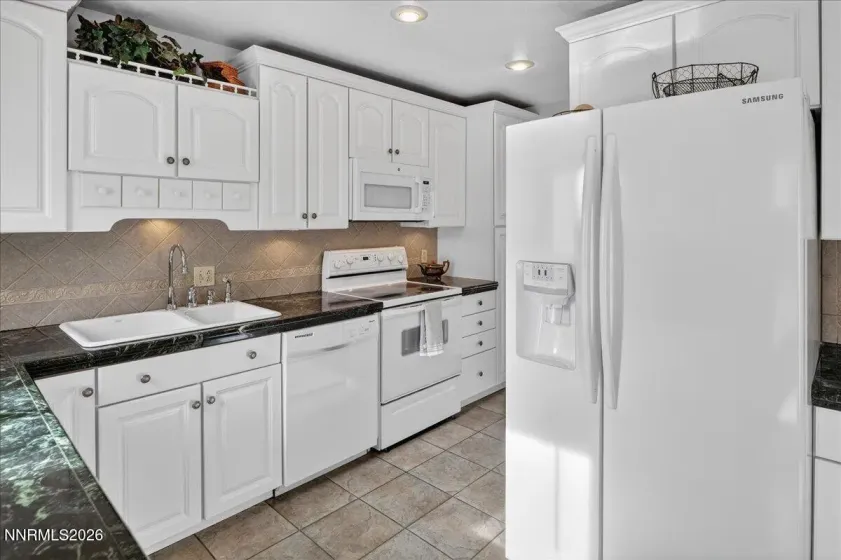 465 Richards, Sparks, Nevada 89431, 3 Bedrooms Bedrooms, ,2 BathroomsBathrooms,Residential,Residential,Richards,260004505