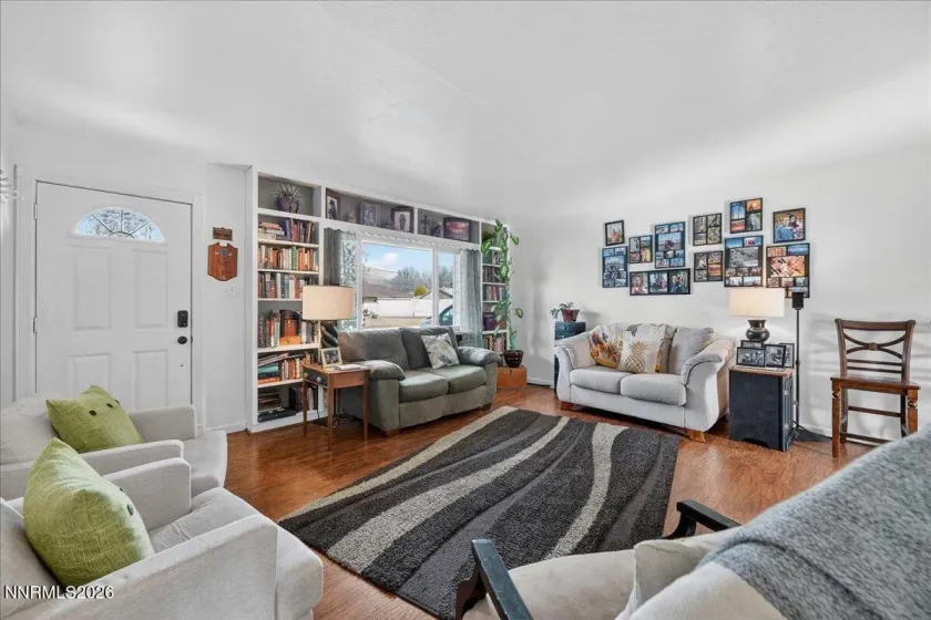 465 Richards, Sparks, Nevada 89431, 3 Bedrooms Bedrooms, ,2 BathroomsBathrooms,Residential,Residential,Richards,260004505