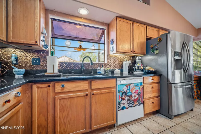 10 Tankersley, Sparks, Nevada 89436, 3 Bedrooms Bedrooms, ,2 BathroomsBathrooms,Residential,Residential,Tankersley,260004508