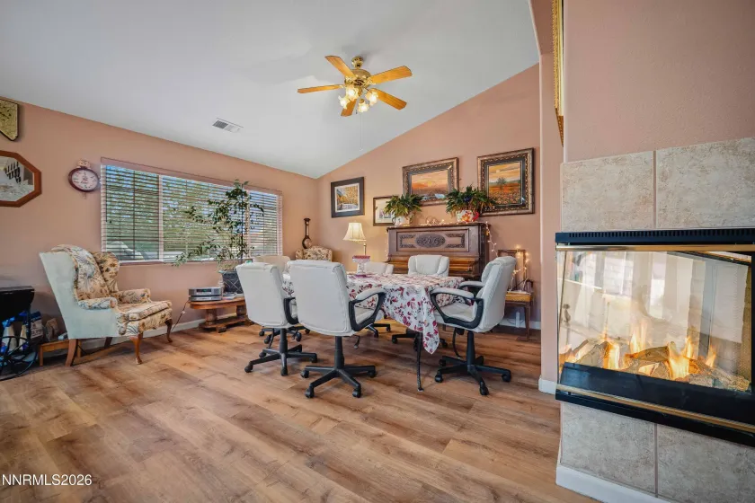 10 Tankersley, Sparks, Nevada 89436, 3 Bedrooms Bedrooms, ,2 BathroomsBathrooms,Residential,Residential,Tankersley,260004508