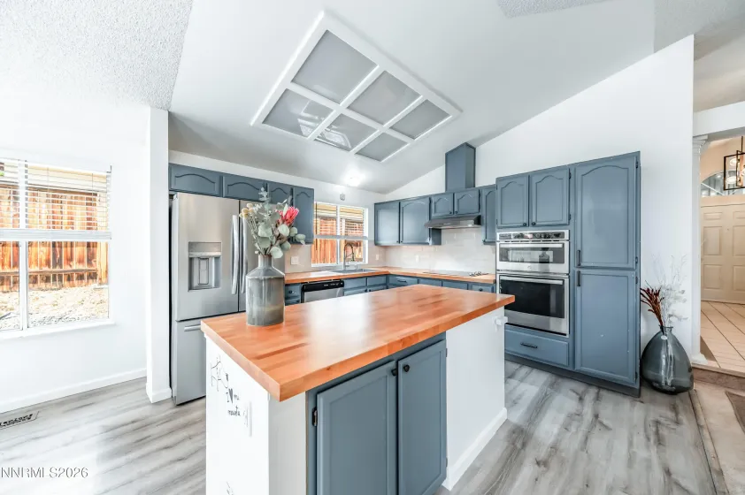 1789 Lakeland Hills, Reno, Nevada 89523, 4 Bedrooms Bedrooms, ,2 BathroomsBathrooms,Residential,Residential,Lakeland Hills,260004509