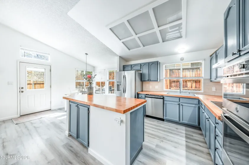 1789 Lakeland Hills, Reno, Nevada 89523, 4 Bedrooms Bedrooms, ,2 BathroomsBathrooms,Residential,Residential,Lakeland Hills,260004509