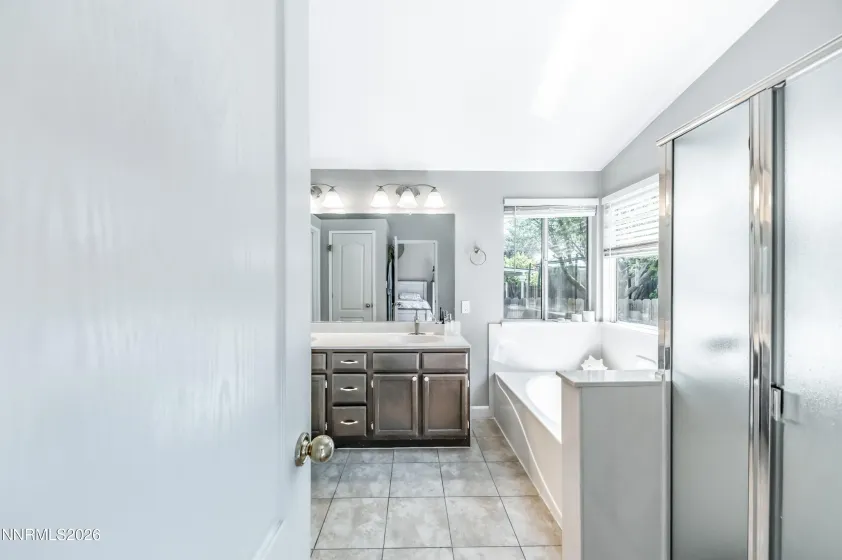 1789 Lakeland Hills, Reno, Nevada 89523, 4 Bedrooms Bedrooms, ,2 BathroomsBathrooms,Residential,Residential,Lakeland Hills,260004509