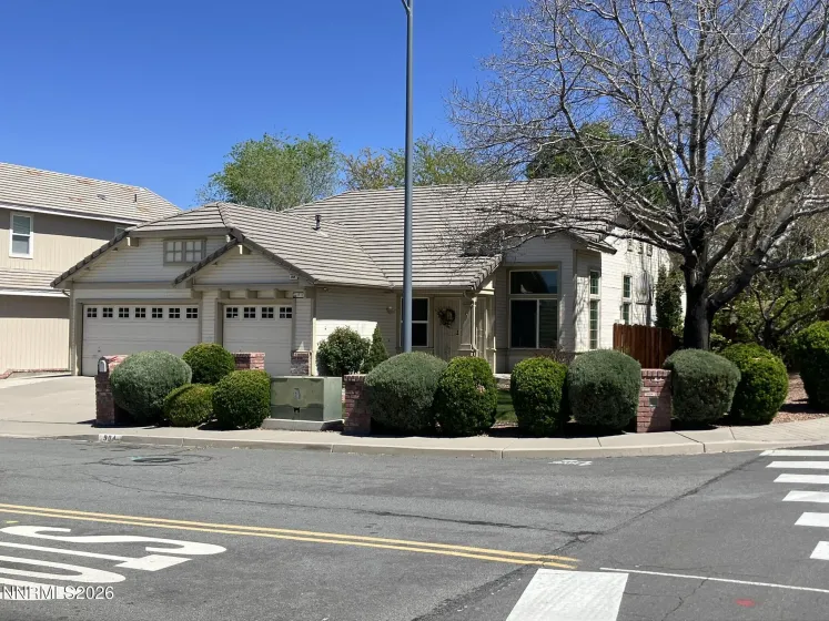 904 Dolce, Sparks, Nevada 89434, 4 Bedrooms Bedrooms, ,2 BathroomsBathrooms,Residential,Residential,Dolce,260004510