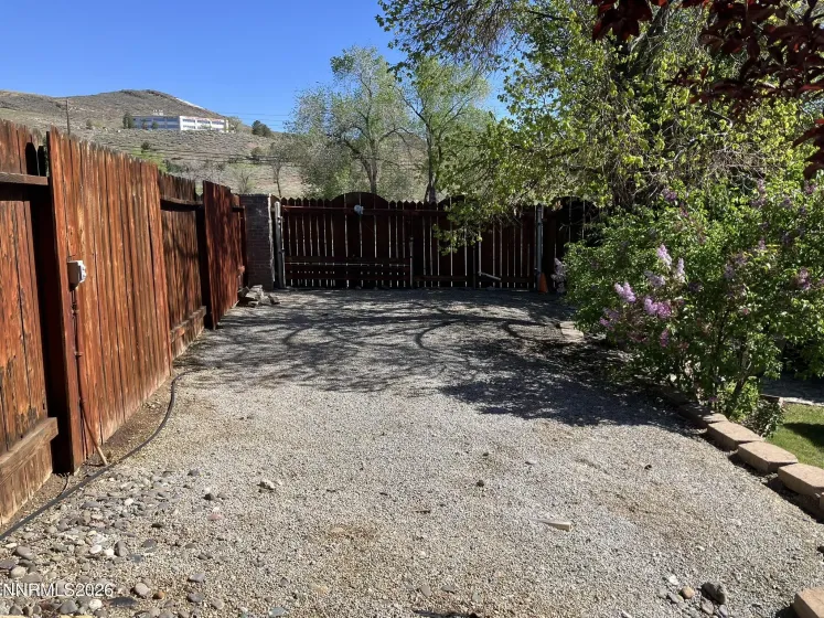 904 Dolce, Sparks, Nevada 89434, 4 Bedrooms Bedrooms, ,2 BathroomsBathrooms,Residential,Residential,Dolce,260004510