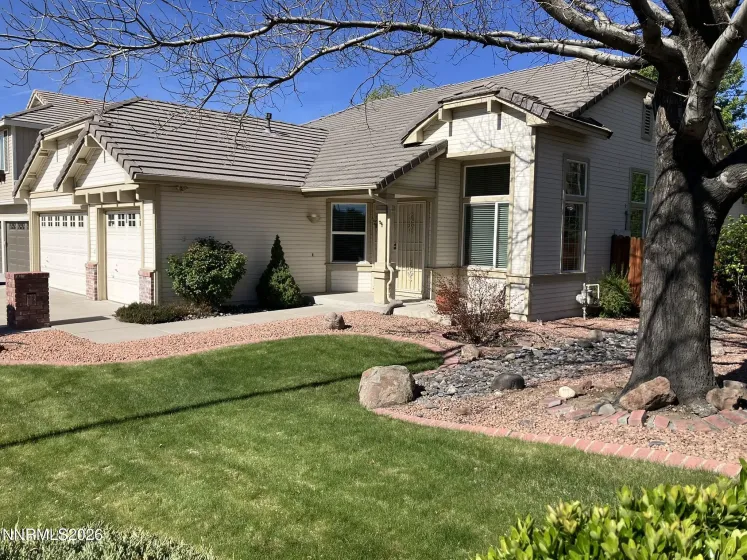 904 Dolce, Sparks, Nevada 89434, 4 Bedrooms Bedrooms, ,2 BathroomsBathrooms,Residential,Residential,Dolce,260004510