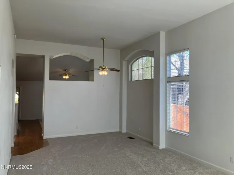 904 Dolce, Sparks, Nevada 89434, 4 Bedrooms Bedrooms, ,2 BathroomsBathrooms,Residential,Residential,Dolce,260004510