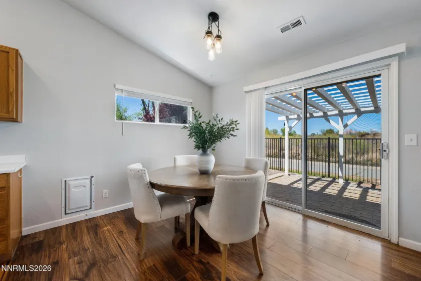 3123 Winter Rose, Reno, Nevada 89502, 2 Bedrooms Bedrooms, ,2 BathroomsBathrooms,Residential,Residential,Winter Rose,260004516