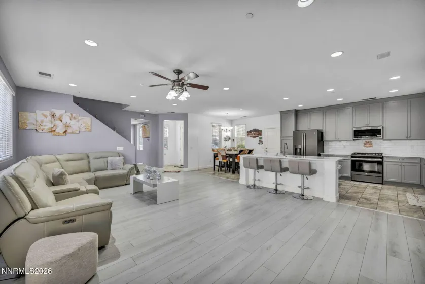 530 Sand Crane, Sparks, Nevada 89436, 4 Bedrooms Bedrooms, ,3 BathroomsBathrooms,Residential,Residential,Sand Crane,260004519